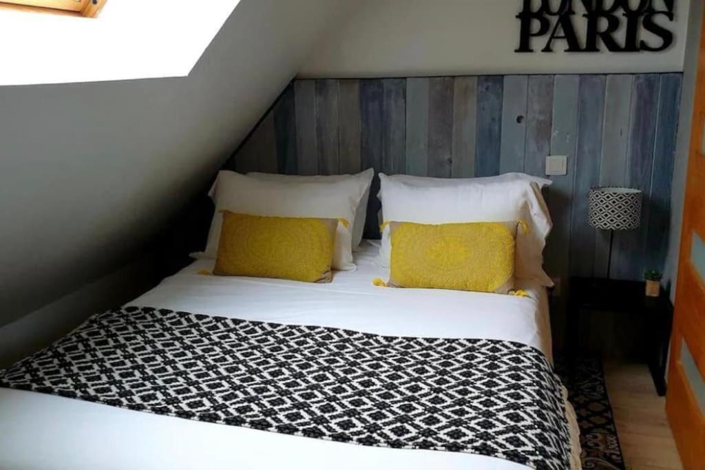 Апартаменти Adorable Petit Loft Clim Wifi Au Pied De La Cite Сарла-ла-Канеда Екстер'єр фото