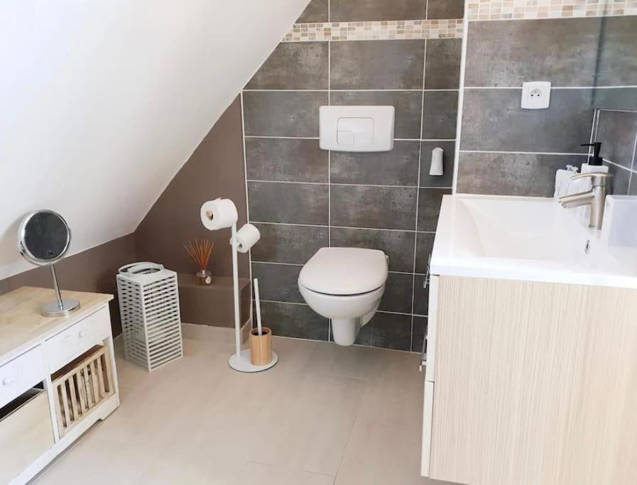 Апартаменти Adorable Petit Loft Clim Wifi Au Pied De La Cite Сарла-ла-Канеда Екстер'єр фото